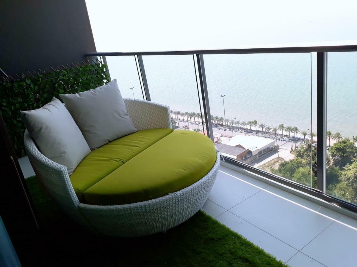 Aeras - The Ultimate Beachfront Experience Pantai Jomtien Luaran gambar