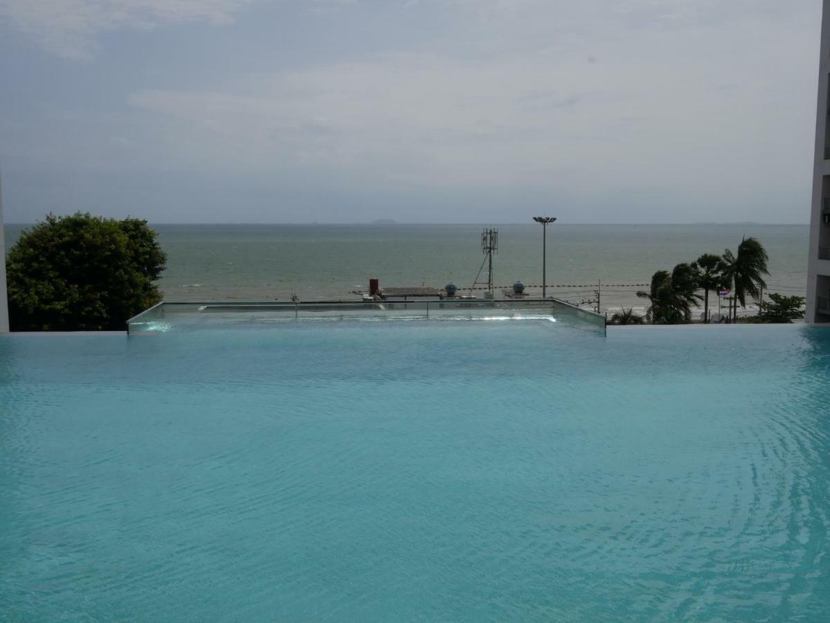 Aeras - The Ultimate Beachfront Experience Pantai Jomtien Luaran gambar
