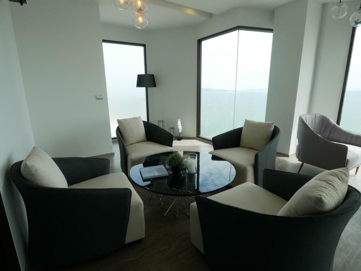 Aeras - The Ultimate Beachfront Experience Pantai Jomtien Luaran gambar